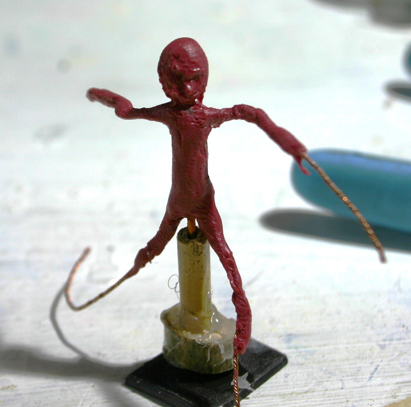 Working on the wire frame with clay buildup