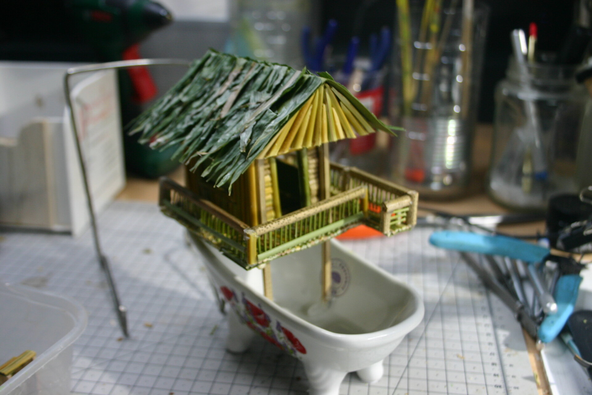 Internal framing with thicker bamboo uprights