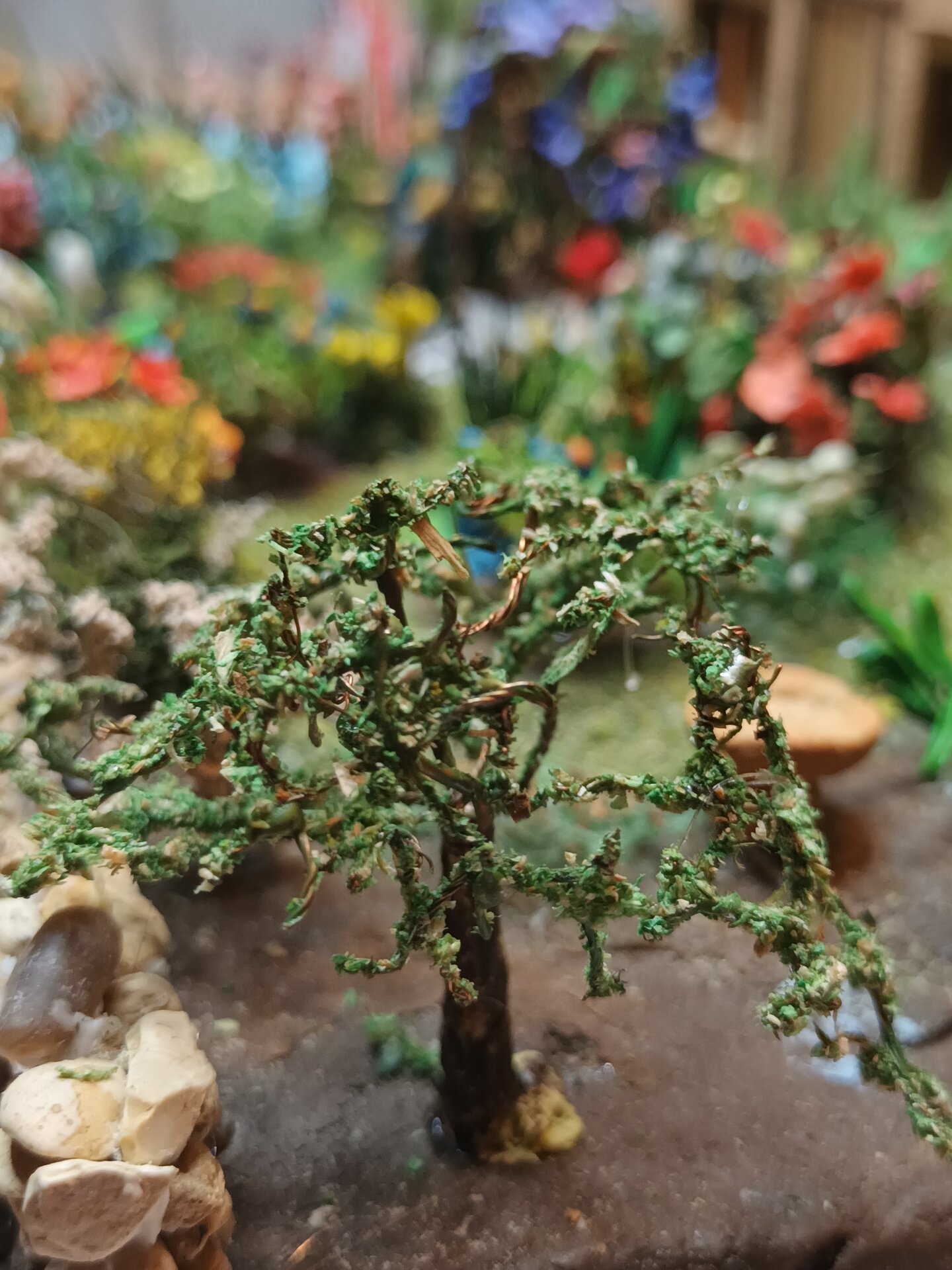 Small tree 4