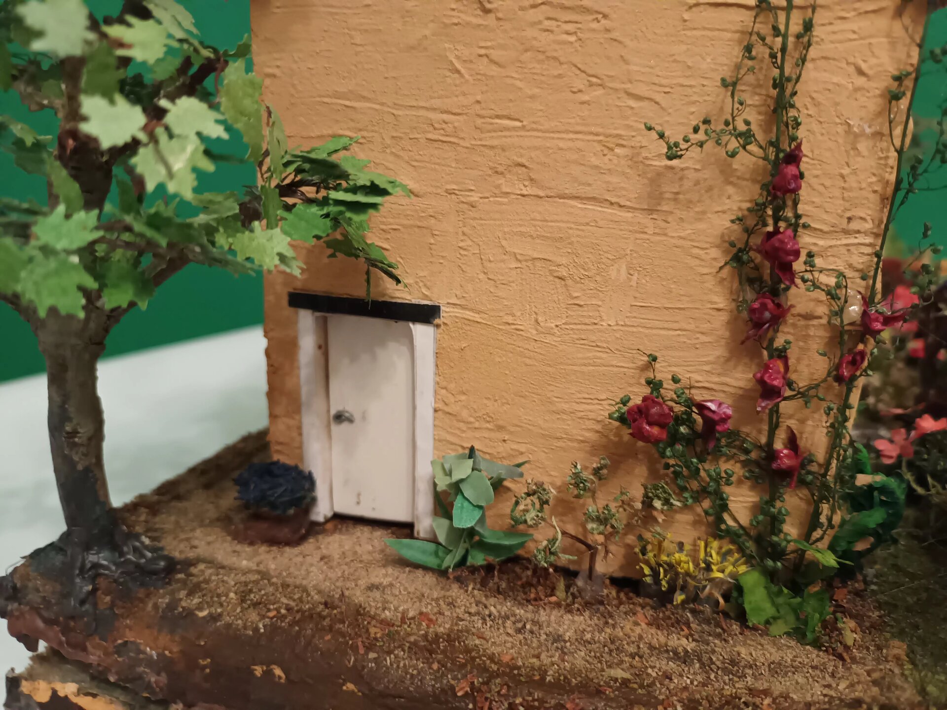 English Country Garden - Gallery Image