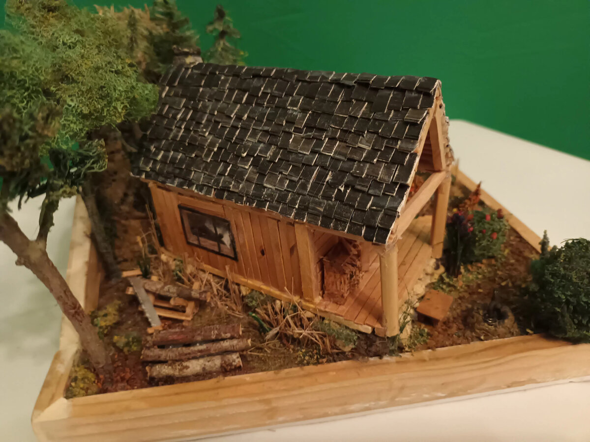 Log Cabin in the Woods - Gallery Image
