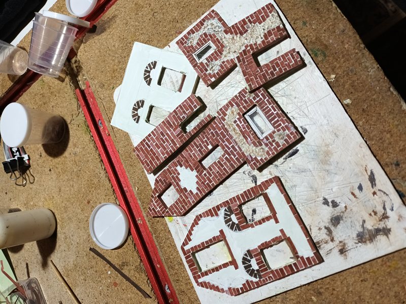 Bricks and flint stone applied on the walls before fitting